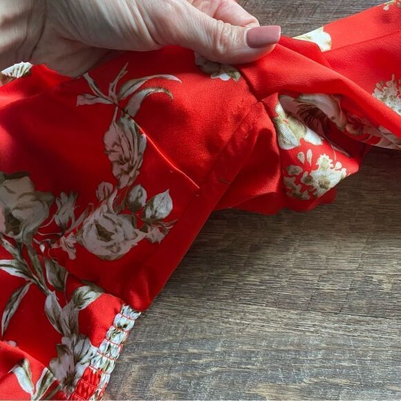 Bar III Blouse Floral Red Poppy Peplum Top Long Sleeve Medium - Picture 8 of 9